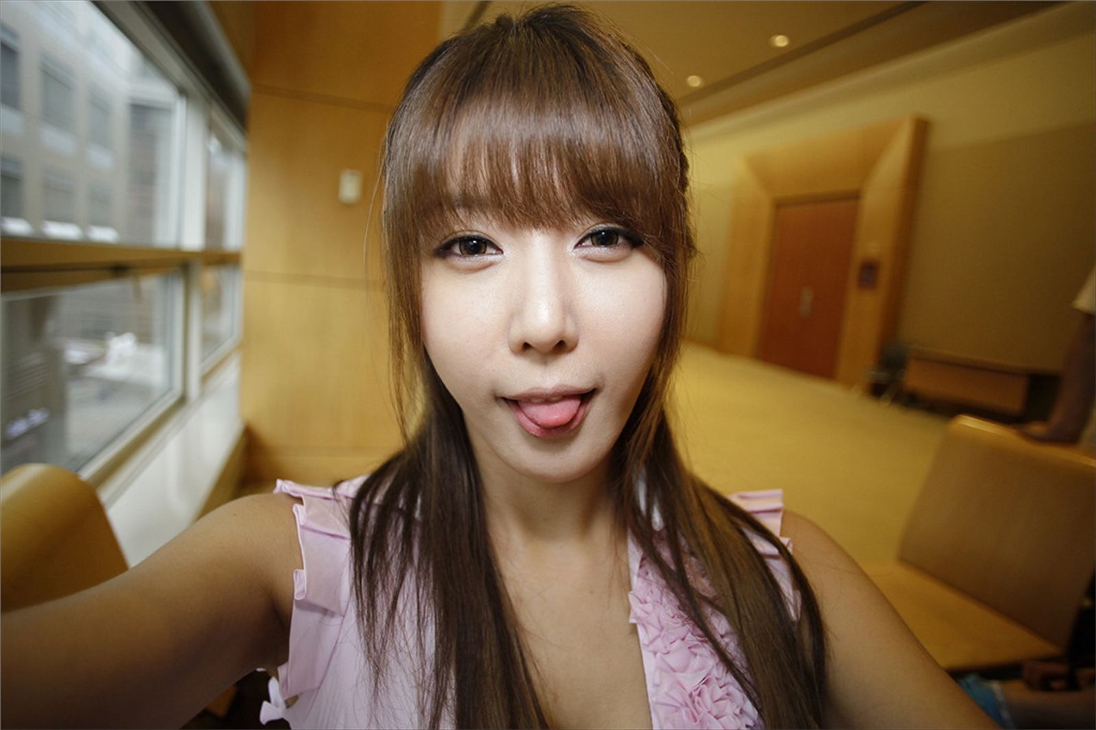 韩国超模许允美 近照写真自拍合集